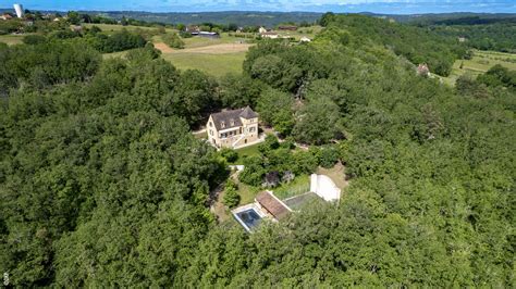 Sur Une Hauteur Propri T En Pierre Compos E Par Maisons Piscine