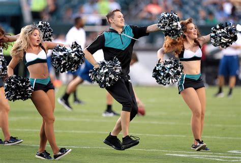 Unforgettable Night For Eagles Cheerleaders As Season Begins