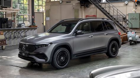 mercedes    eqb  fresh face    towbar