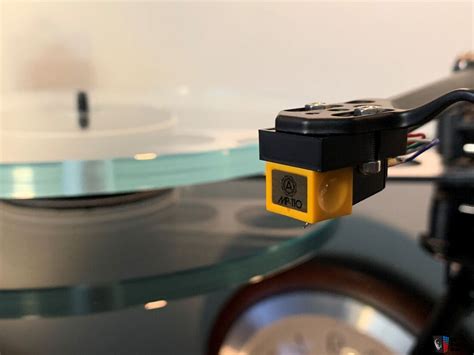 Rega Planar 3 Turntable Black With Nagaoka Mp110 Cartridge Upgrades