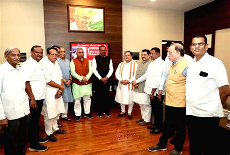 Bjp National President Jp Nadda Being Welcomed By Party Members