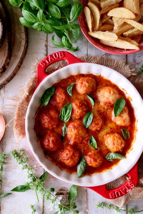 Receita De Alm Ndegas De Frango Gratinadas C Molho De Tomate E Queijo