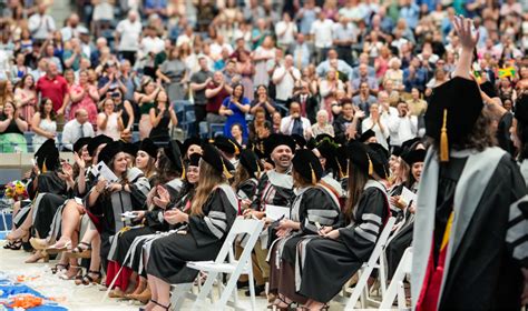 Sgus Class Of 2024 School Of Veterinary Medicine Celebrates New Grads