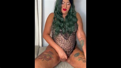 Onlyfans TsJadePerfume Chubby Pre Op Shemale MILF Play With Her Fat Dick Complet Video On My OF