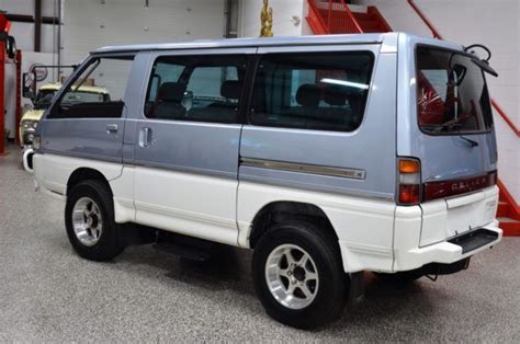 1991 Mitsubishi Delica L300 Star Wagon Turbodiesel 4x4 5 Speed