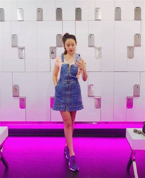 Sao Vi T Ng Y Di N Vi N B O Thanh Di N Bikini R C Khoe D Ng Sexy