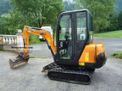 Hanix H15B Plus2 2010 Mini Kompact Digger Construction Equipment Photo