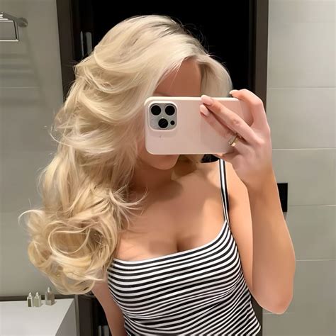 Pin By Arlene Pocevic On Right HairRight Now In 2025 Warm Blonde Hair Blonde Hair Goals