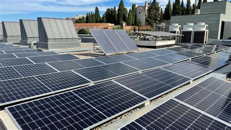 Àltima installarà plaques solars als tanatoris després de la prova