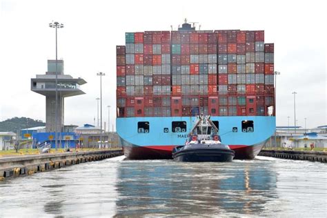 Canal De Panamá Ajusta Calado De Buques Por Bajos Niveles En Lagos