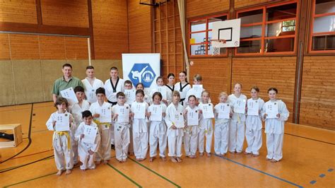 Mit Disziplin Und Ehrgeiz Zum N Chsten Taekwondo G Rtel Mein Lemgo