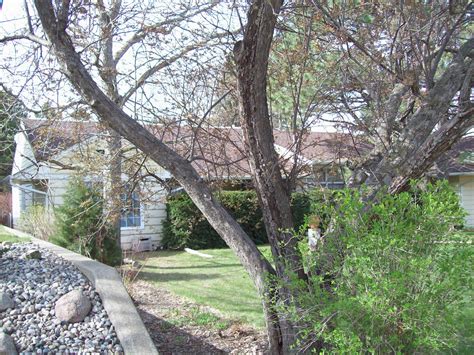 Retailers at 100 W 33rd St are seeing a huge sales boost