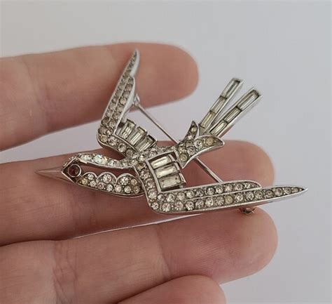 Rare Vintage Brooch Crown Trifari Bird Brooch Art Dec Gem