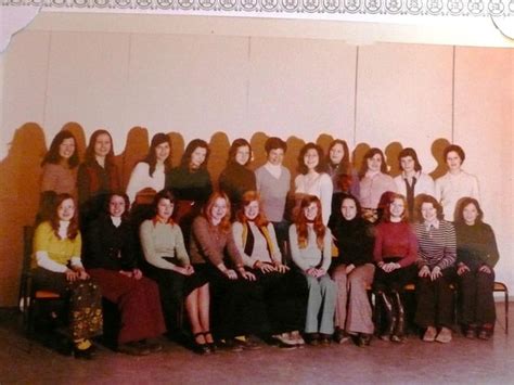 Photo de classe 2è CS sténo CET Tinqueux de 1975 Lycée Professionnel