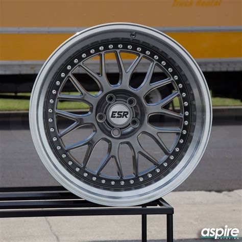 Esr Wheels Sr01 Gun Metal Aspire Motoring