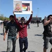 Turkish police detain five Syrians while staging Taksim protest for Iranian woman - Türkiye News