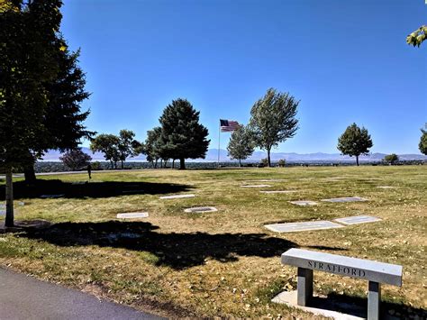 Memorial Services at Olinger Eastlawn Cemetery 22