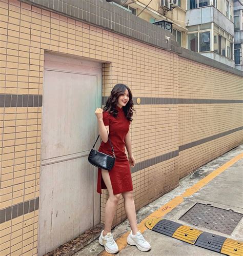 Street style hot girl Việt đầu năm mới Ngắm qua là biết lễ Tết nên sắm váy áo thế nào là chuẩn