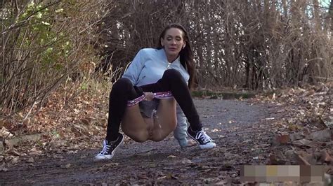 Wonderful Czech Milf Outdoor Powerful Pee 10 ThisVid