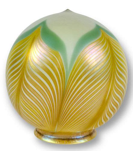 Lustre Art Pulled Feather Glass Globe Shade Sold At Auction On 21st June Bidsquare