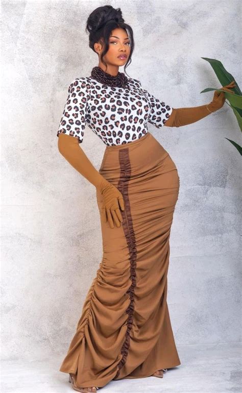 Pin De Fashion Trends By Merry Loum En Mode Africaine