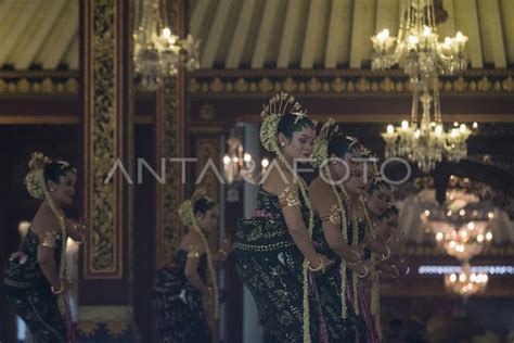 Tingalan Dalem Jumenengan Raja Keraton Solo Antara Foto