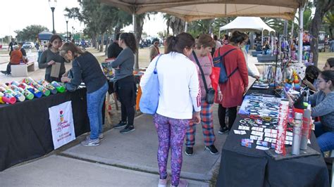 La Municipalidad Organiz Una Feria Artesanal En El Parque Sur Con Gran