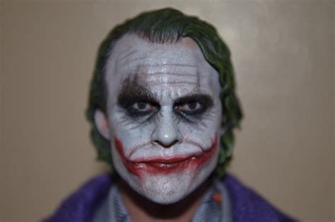 TheEvilEmpire Hot Toys Heath Ledger Joker Sixth Scale Figure DX Series