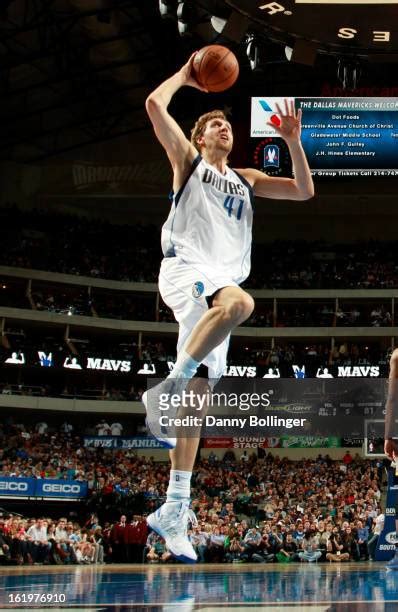 849 Dirk Nowitzki Dunk Stock Photos, High-Res Pictures, and Images - Getty Images