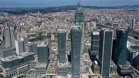 İstanbul Finans Merkezi nin bankalar etabı bugün açılıyor