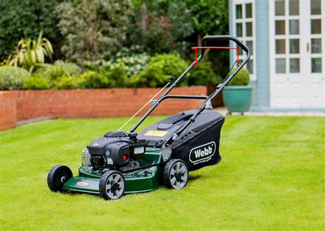 Everything you need to know about petrol lawn mowers