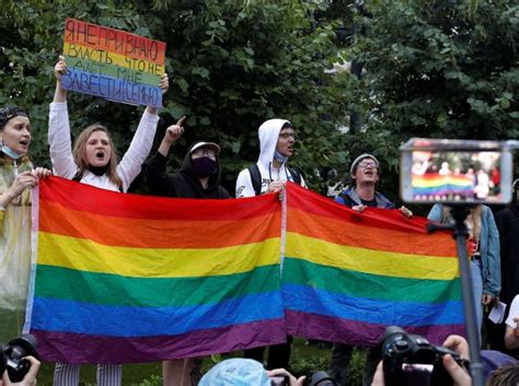 Rusia prohíbe movimiento LGBT por extremista IMAGEN RADIO