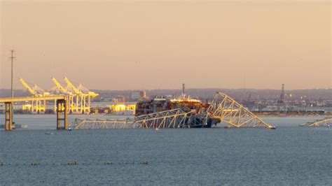 Vid O Tats Unis Un Pont De Baltimore Seffondre Apr S Avoir T