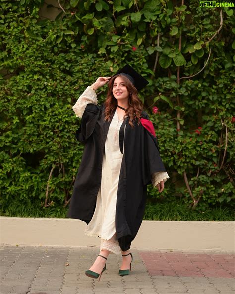 Dananeer Mobeen Wiki, Biography, Age, Photos, Spouse and more