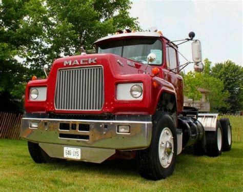 Mack R Model Mack Trucks Trucks Mack