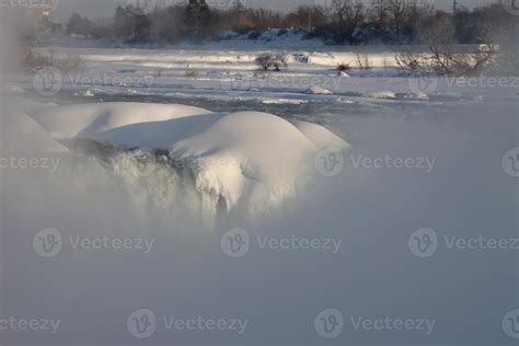 Winter Niagara Falls 5436318 Stock Photo at Vecteezy