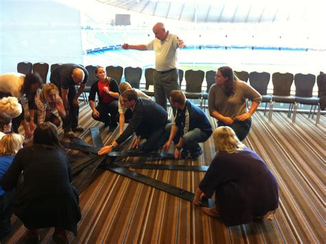 Domino – Indoor Team Building Event