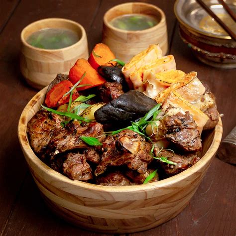 6 MUST TRY MEALS IN MONGOLIA