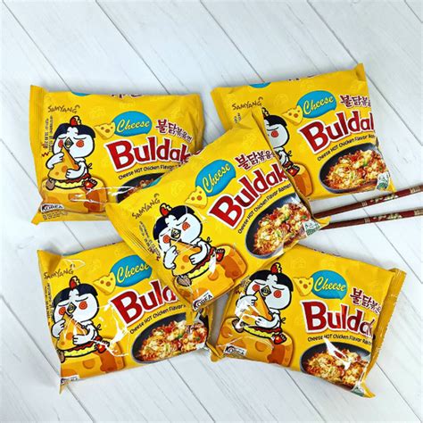 Лапша б п Hot Chicken Flavor Ramen т м SAMYANG острая со вкусом курицы и сыра шт гр