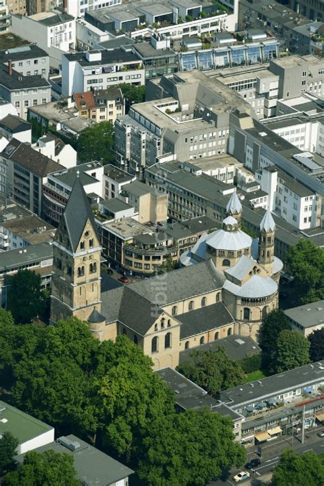 Köln von oben Kirchengebäude der St Aposteln am Neumarkt in Köln im