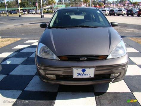 2002 Liquid Grey Metallic Ford Focus ZX3 Coupe 25752245 Photo 4