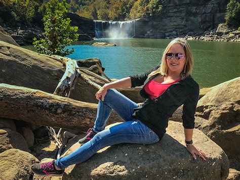 Busty And Hot Flickr