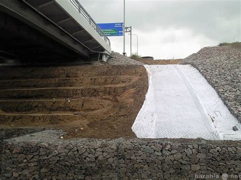 "Dornit" geotextiel: niet-geweven geotextiel met een dichtheid van 200 ...