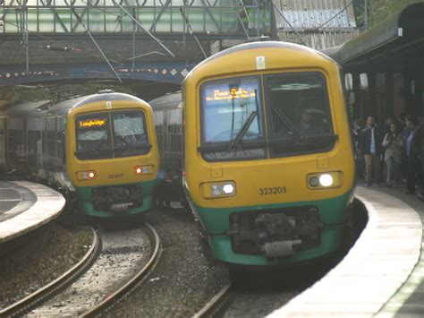 London Midland Class 323 S Meet At University London Midla Flickr