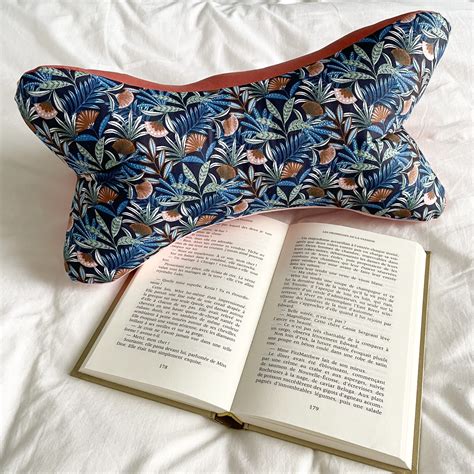 Coussin De Lecture Feuillage Escale En Bord De Page