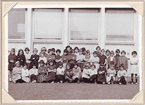 Photo De Classe CE2 1964 1965 De 1964 Ecole Primaire Bitche