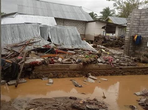 Puluhan Rumah Hancur Diterjang Banjir Di Gorontalo Utara