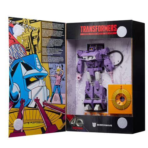 New Transformers toy features decapitated head of Optimus Prime - Hypertext