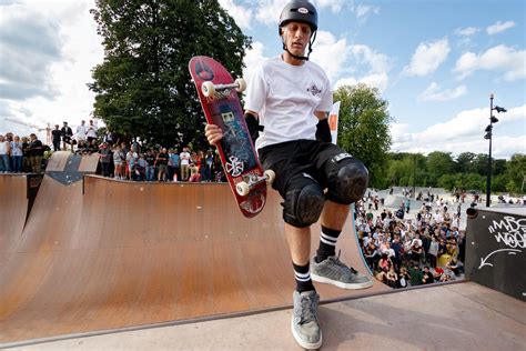 Tony Hawk Discover The Extraordinary Journey Of The Skateboarding