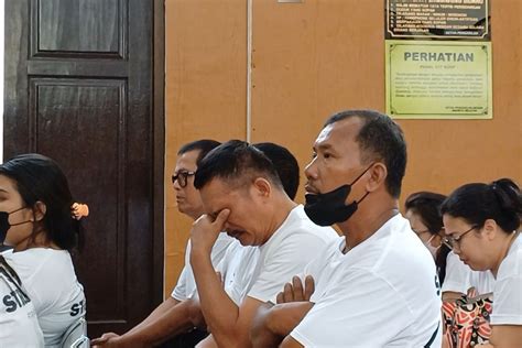 Momen Shane Lukas Bercucuran Air Mata Saat Bacakan Pembelaan Minta